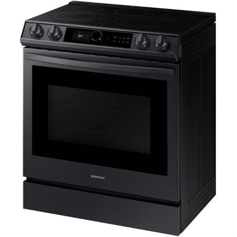  Samsung 30-inch Slide-in Electric Range with Wi-Fi Connectivity NE63T8711SG/AA IMAGE 3