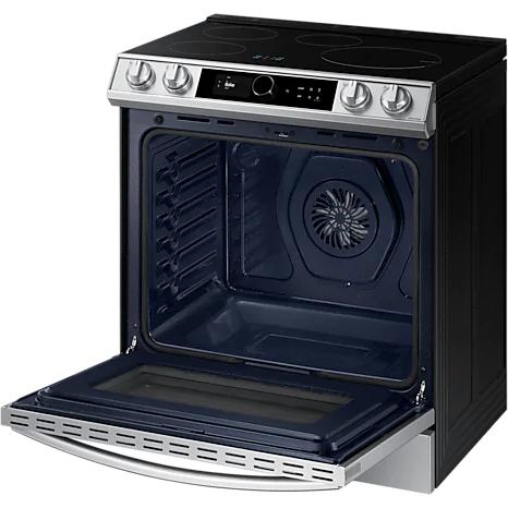 Samsung 30-inch Slide-in Electric Induction Range with WI-FI Connect NE63T8911SS/AA IMAGE 9