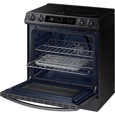  Samsung 30-inch Slide-in Electric Induction Range with WI-FI Connect NE63T8911SG/AA IMAGE 11