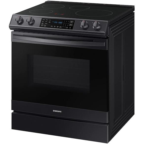  Samsung 30-inch Slide-in Induction Range with Convection+ Technology NE63B8611SG/AA IMAGE 6