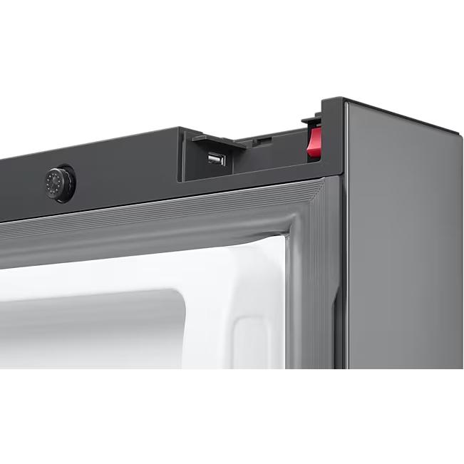  Samsung 36-inch, 30 cu. ft. French 3-Door Refrigerator with Family Hub™ RF32CG5900SRAA IMAGE 8