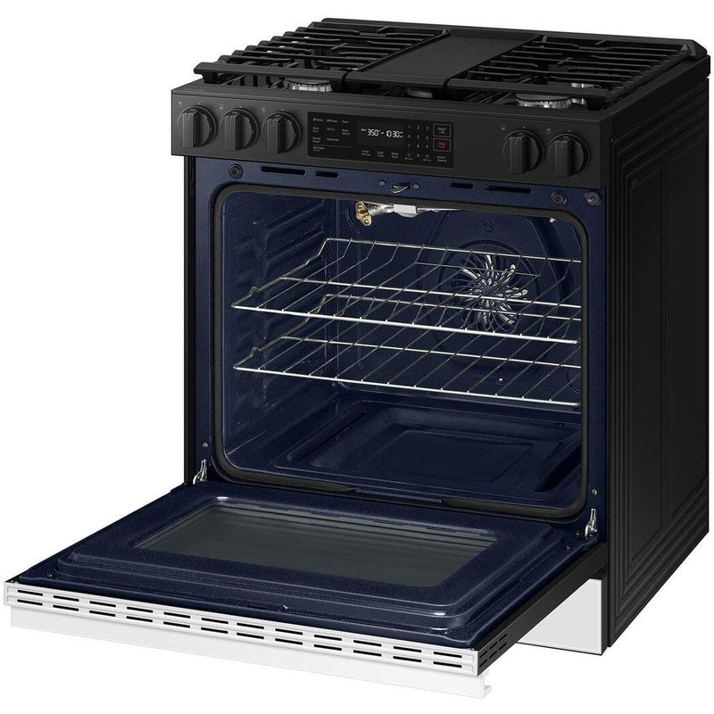  Samsung 6.0 cu. ft. Bespoke Smart Slide-In Gas Range NSG6DB830012/AA IMAGE 3