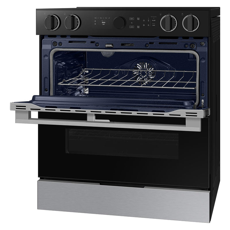  Samsung 30-inch Slide-in Electric Range with Wi-Fi NSE6DG8550SR/AA IMAGE 9