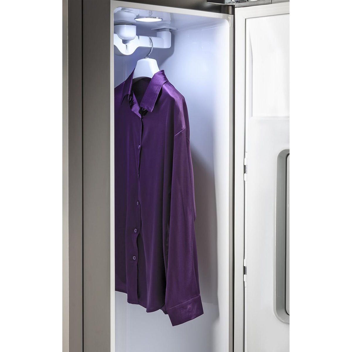 GE Profile Steam Closet with Fabric Refresh PFH18HSPVMC GE Profile Steam Closet with Fabric Refresh PFH18HSPVMC